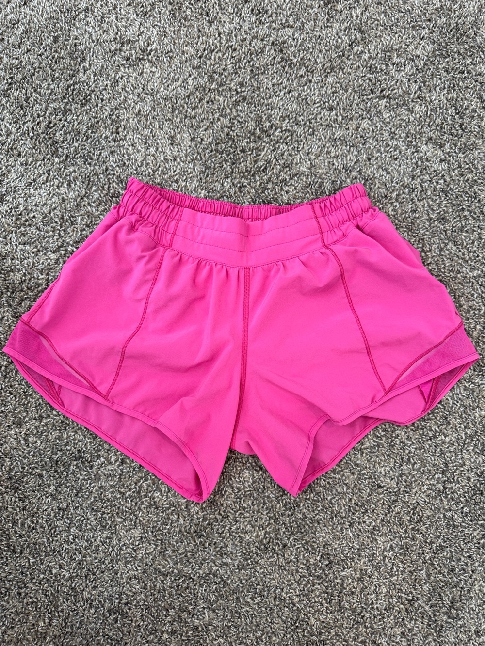 Lululemon Hotty Hot Shorts, Size 6